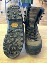 Load image into Gallery viewer, Women&#39;s Shoe Size 6 Crispi Brown Hiking Boots
