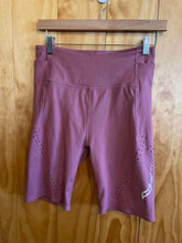 Load image into Gallery viewer, Size M Saucony Pink Women's Shorts
