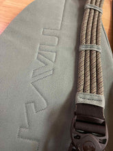 Load image into Gallery viewer, Kavu Travel Bag
