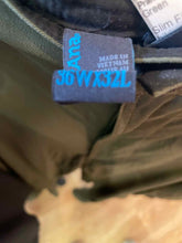 Load image into Gallery viewer, Size 36x32 Prana Men's Pants
