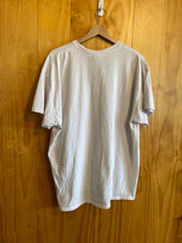 Load image into Gallery viewer, Size XL Gildan Men&#39;s Short Sleeve Shirt
