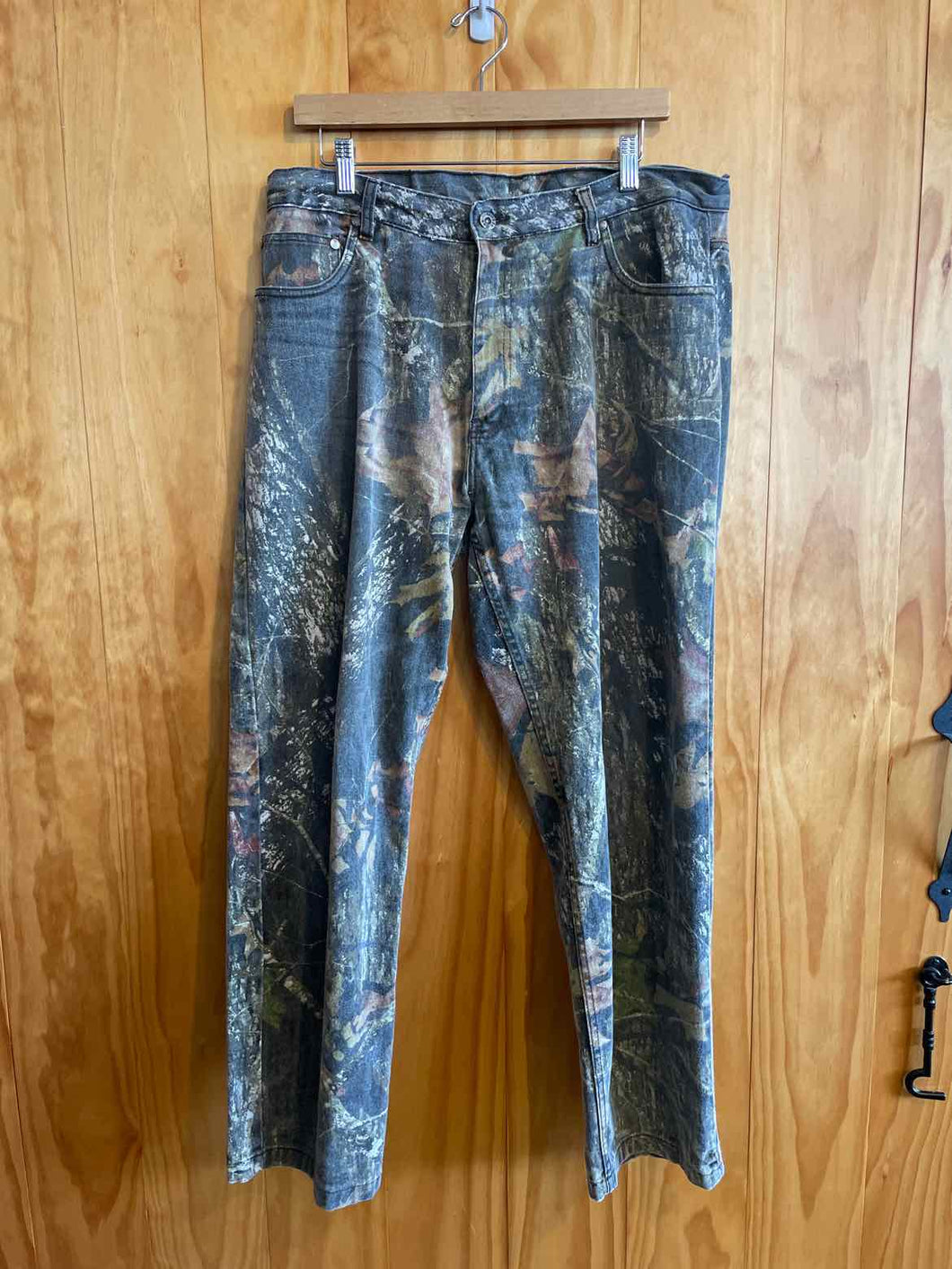 Size 38 Mossy Oak Men's Pants