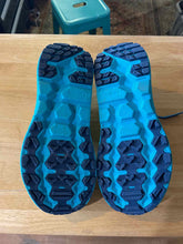 Load image into Gallery viewer, Women&#39;s Shoe Size 7.5 Hoka Navy Trail Running Shoes
