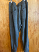 Load image into Gallery viewer, Size Large Varley Green Women's Sweatpants
