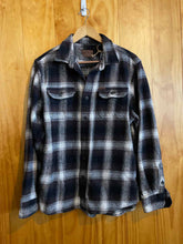 Load image into Gallery viewer, Size Medium Orvis Men's Flannel
