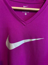 Load image into Gallery viewer, Size Medium Nike Magenta Women's Long Sleeve Shirt
