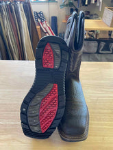 Load image into Gallery viewer, 7 Redwing Men's Boots
