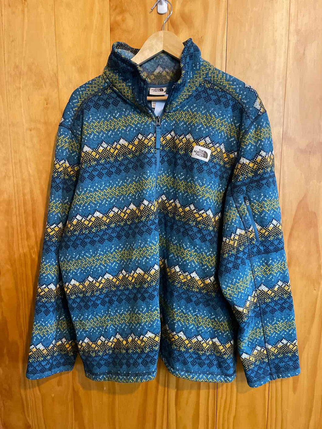 Size XXL The North Face Men's Sweater & Sweatshirt