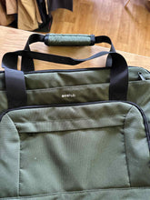 Load image into Gallery viewer, ecohub Travel Bag
