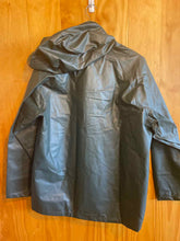 Load image into Gallery viewer, Size S Helly Hansen Men's Jacket
