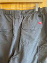 Load image into Gallery viewer, Size M The North Face Men&#39;s Hiking Pants

