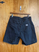 Load image into Gallery viewer, Size 32 Ripton Men's Shorts
