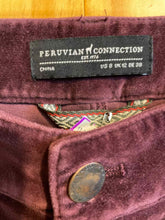 Load image into Gallery viewer, Size 8 Peruvian Connection Purple Women&#39;s Pants
