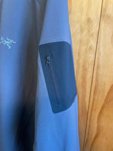Load image into Gallery viewer, Size XXL Arc'teryx Men's Light Jacket
