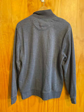 Load image into Gallery viewer, Size M Orvis Men&#39;s Sweater &amp; Sweatshirt
