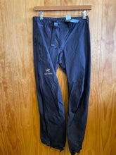 Load image into Gallery viewer, Size Medium Arc'teryx Black Women's Rain Pants
