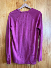 Load image into Gallery viewer, Size Large smartwool Pink Women's Long Sleeve Shirt
