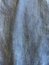 Load image into Gallery viewer, Size 36 Levi's Men's Jeans
