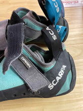 Load image into Gallery viewer, Scarpa Unisex 6 Shoes
