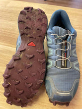 Load image into Gallery viewer, Women&#39;s Shoe Size 8.5 Salomon Blue Trail Running Shoes
