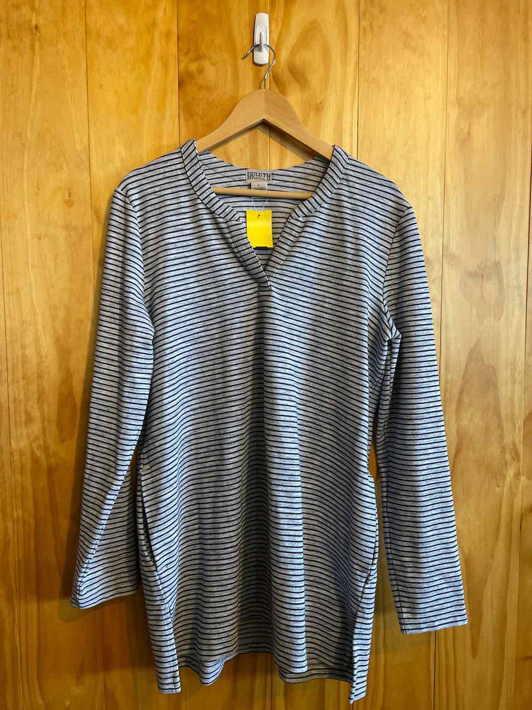 Size Large Duluth Trading Grey Women's Long Sleeve Shirt