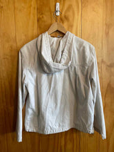 Load image into Gallery viewer, Women Size Medium Eddie Bauer White Women&#39;s Light Jacket

