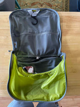 Load image into Gallery viewer, Sea to Summit Travel Bag
