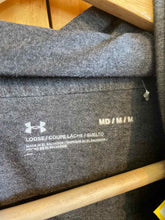 Load image into Gallery viewer, Mens Size M Under Armour Men's Hoodie
