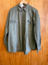 Load image into Gallery viewer, Wrangler Men's Long Sleeve Shirt
