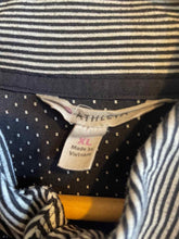 Load image into Gallery viewer, Size XL Athleta Navy Women's Sweater &amp; Sweatshirt
