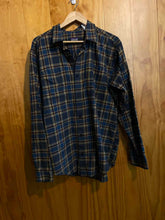Load image into Gallery viewer, Size Large Patagonia Men's Flannel

