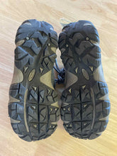 Load image into Gallery viewer, Women's Shoe Size 9 Oboz Grey Women's  Casual Shoes
