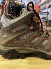 Load image into Gallery viewer, Women's Shoe Size 8 Merrell Brown Hiking Boots
