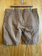 Load image into Gallery viewer, Size 38 Coleman Men&#39;s Shorts
