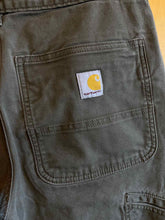 Load image into Gallery viewer, Size 31x30 Carhartt Men's Pants
