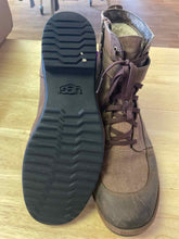 Load image into Gallery viewer, Shoe Size 9 UGG Brown Boots
