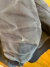 Load image into Gallery viewer, Size Large Carhartt Men's Jacket
