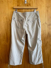 Load image into Gallery viewer, Size 6 Patagonia Beige Women&#39;s Capris
