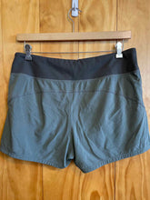 Load image into Gallery viewer, Size Large REI Olive Women's Shorts
