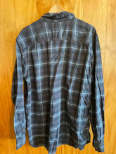Load image into Gallery viewer, Size XL Carhartt Men's Flannel
