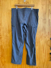 Load image into Gallery viewer, Size 38x32 Eddie Bauer Men's Pants
