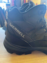 Load image into Gallery viewer, 12 Merrell Men&#39;s Boots
