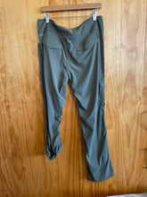 Load image into Gallery viewer, Size 12 Columbia Green Women's Hiking Pants

