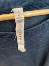 Load image into Gallery viewer, Size 8 Lululemon Blue Women's Short Sleeve Shirt
