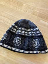 Load image into Gallery viewer, Smart Wool Beanie

