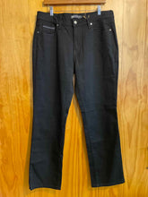 Load image into Gallery viewer, Size 32 Levi's Men's Pants

