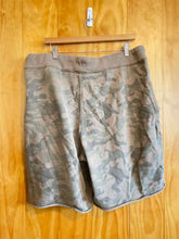 Load image into Gallery viewer, Size Large Wonder Wall Men's Shorts
