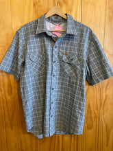 Load image into Gallery viewer, Size Medium Orvis Men's Short Sleeve Shirt
