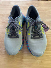 Load image into Gallery viewer, Women's Shoe Size 8 Brooks Multi-Color Running Shoes
