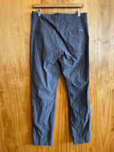 Load image into Gallery viewer, Size 32 Eddie Bauer Men&#39;s Hiking Pants
